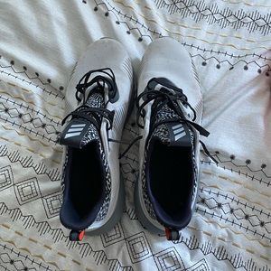 Adidas alphabounce